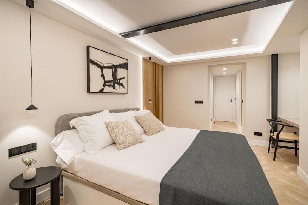 Puerta Del Sol 3Br 3Bh Apartment Madrid Bagian luar foto